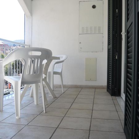 Gli Archi Nel Golfo Apartamento San Terenzo Exterior foto